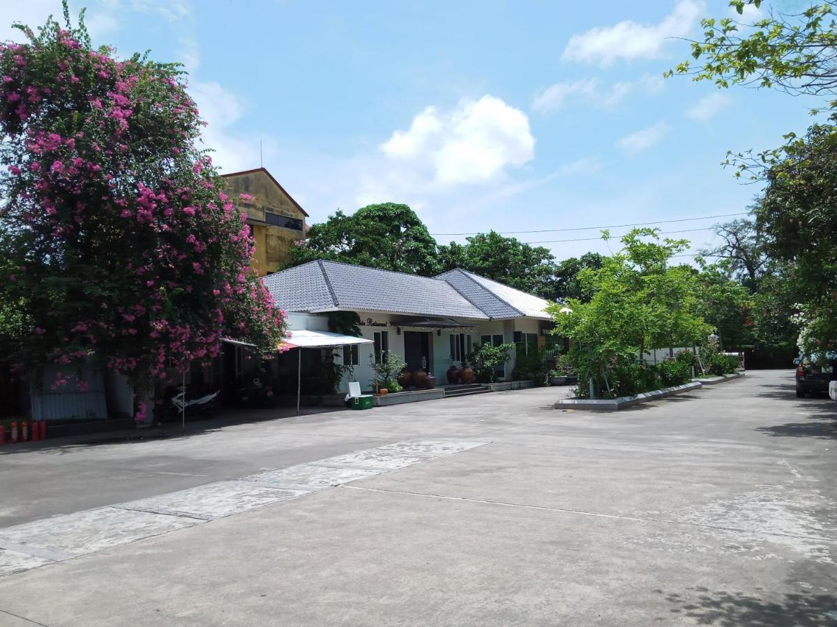 Nha Khach Hai Quan Ðố Sơn 외부 사진